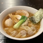 Ryuunohige - 味玉 龍のひげ醤油らぁめん+肉ワンタン