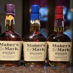 バー エグザゴーヌ - 100種以上のバーボン