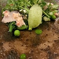 リストランテ アキタ 南青山 - 鰆と毛蟹と春野菜