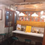 中国ラーメン揚州商人 - 店内