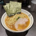 らーめん飛粋 - らーめん900円