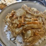 ゆで太郎 もつ次郎 - 野菜かき揚げ丼