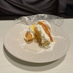 パティスリー リョーコ - 残り1/15くらいでストップ。残りは次の日のおやつに。次の日でもハイパー美味しい。