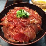 大久寿司 - マグロ丼