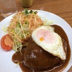 とん助 - ハンバーグダブル・卵乗せ