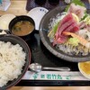 Wakatake Maru Shokudou - お刺身定食(4種盛り)