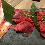 焼肉&ホルモン食べ放題 江戸門 - カルビ・赤身
