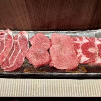 東京食肉市場直送 肉焼屋 D-29 広尾店 - 