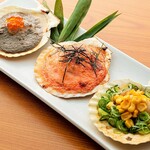 Assortment of 3 kinds of grilled scallops