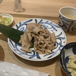 あんちすてーき とろろ麦めし 豚丸 梅田茶屋町店 - 