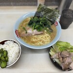 ラーメン 町田家 - 