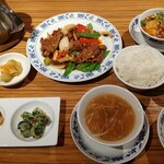 重慶飯店 横浜中華街 新館1F - 