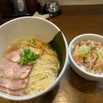 Chuukasoba Isshin - 鯛塩出汁焼豚、鶏飯ハーフ