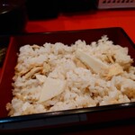 Kei - 竹の子を堪能できる炊き込みご飯。