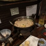 裏恵比寿　自然生村 - まぐろトロ入り自家製つくね自然薯とろろ鍋
