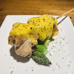 Kinso Chicken and Asparagus with Hollandaise Sauce Skewers
