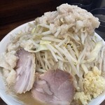 らーめん 松信 - 麺普通、野菜増しニンニク脂入り