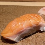 Udatsu Sushi - サクラマス