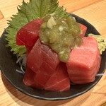 豪快立ち寿司 - インド鮪中トロぶつ切り