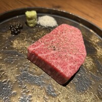 和牛とタン 焼肉 とみ 新橋本店 - 