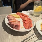 Horumon Yakiniku Hachi - 