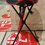 いづもや - 折り畳み椅子を準備して来ました
