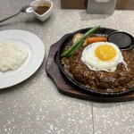 Sapporo Ushitei - 本日のランチは行きつけの牛亭さんです。ガツンとインパクトがあるハンバーグが食べたくなったら迷わずココです。笑。