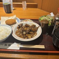 豚捨 KITTE丸の内店 - 