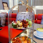 Four Seasons Hotel Hong Kong  - 