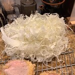 とんかつ けい太 - キャベツ大盛りお代わり！！