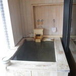 強羅　花扇 - 源泉かけ流しとうたっていますが、加水しています。