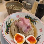 つけめん金龍 - 昆布水つけ麺ちょっとずつ乗せ