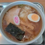 Oomiya Taishouken - ワンタン麺　小