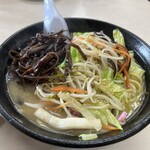 赤のれん クーニャンラーメン - 