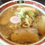 Kitakataramendaianshokudou - 喜多方醤油ラーメン　中太麺　750円　