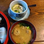 ひかり寿司 - 付属の茶碗蒸し・味噌汁