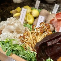 Shangri-La's secret ROPPONGI - 霜降りひらたけ・かきの木茸・たもぎ茸・ハナビラタケ