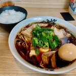 麺屋 丈六 - 中華そば大盛り　味玉　ご飯