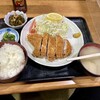 ふじかつ - とんかつ定食全景