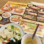 BigBoyJapan - メニュー、サラダ、スープ