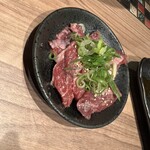 Yakiniku Nikubei - 