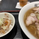 喜多方ラーメン 坂内 - 