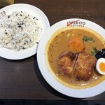 札幌スープカレー専門店 エスパーイトウ - エスパー パリチキ(ｵﾘｼﾞﾅﾙｽｰﾌﾟ、辛さ4、五穀米 普通)