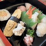 Ubeezushi - 777円！