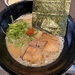 本格豚骨ラーメン 恵壱 - 料理写真:和風とん850円