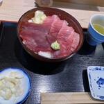 玉乃鮨 - 本鮪丼(激ウマ！)