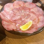 炭火焼肉 たけのうち 本店 - 