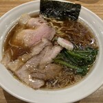 長岡食堂 - 醤油ラーメン(850円)