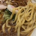 長岡食堂 - 麺アップ