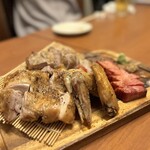 肉系居酒屋 肉十八番屋 - 